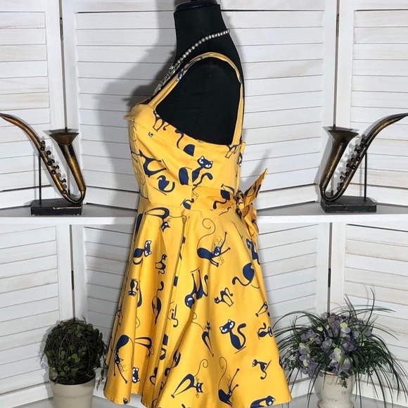 IXIA Vintage Cat Print Mini Dress Yellow Blue Small - Picture 4 of 13
